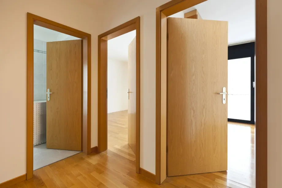 Fenster und Türen im Neubau oder Altbau einbauen?