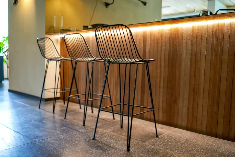 Barhocker aus Metall