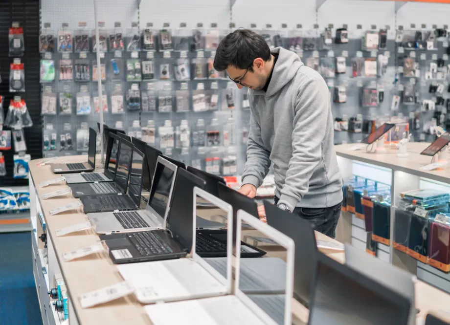 Sortiment und Produktvielfalt in Computerläden