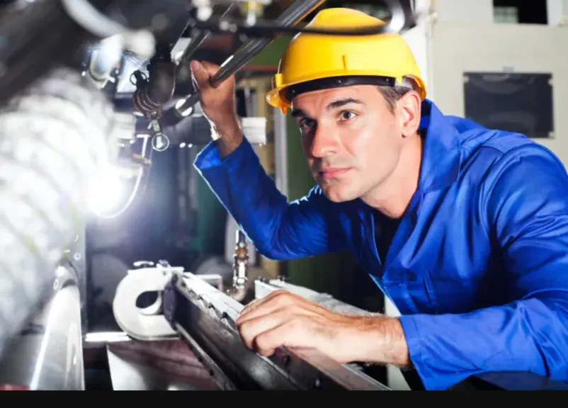 Professionelle Elektroinstallationen mit Innenausbau für Industrie in Stuttgart und Umgebung