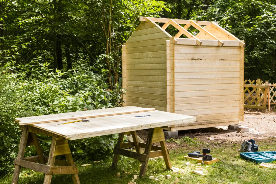 Wie hoch sind die Preise für Gartenhäuser?