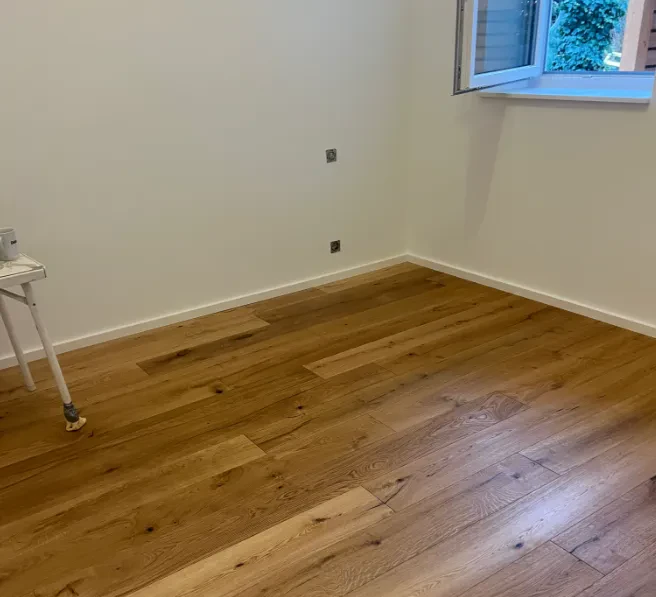 Professioneller Verleger vom Laminat in Offenbach am Main