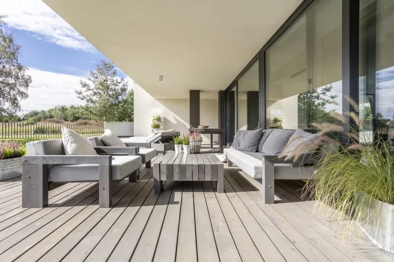 Langlebige Holzterrassen für Garten und Haus in Berlin