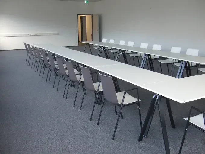 Fachgerechte Büromöbelmontage und Küchenmontage nürnbergweit