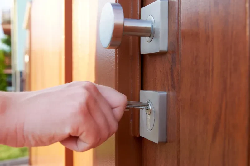 Werten Sie Ihre Immobilie mit einer frischen Innen- oder Haustür auf