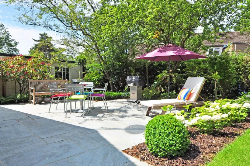 Moderner Landschafts- und Gartenbau im Großraum Wiesbaden