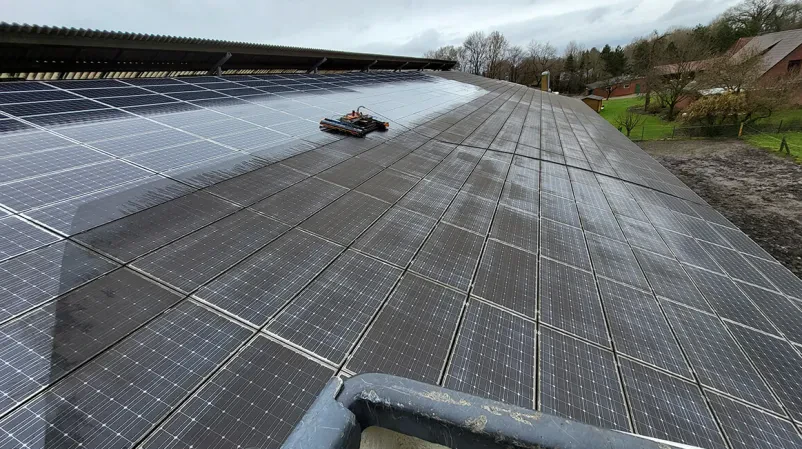 Professionelle PV- und Solarreinigung in Oldenburg, Bremen, Garrel