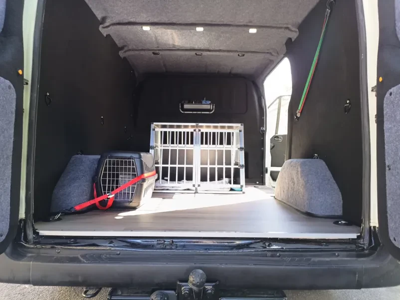 Moderne Ausstattung beim Tiertransport im Rhein-Kreis Neuss