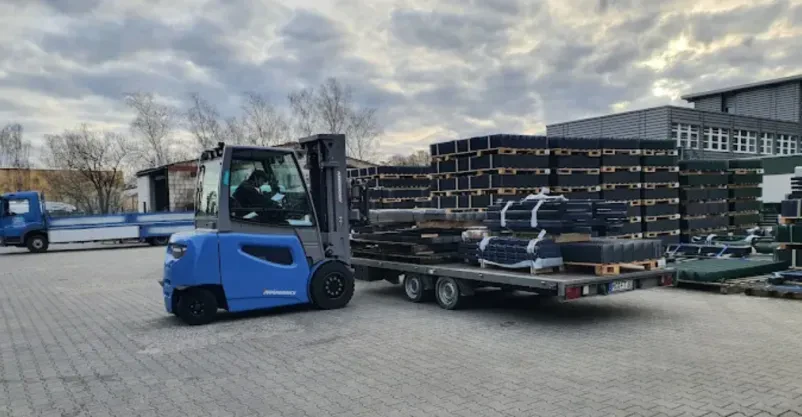 Fachgerechte Transportfirma für KFZ-Überführung und Logistik in ganz NRW