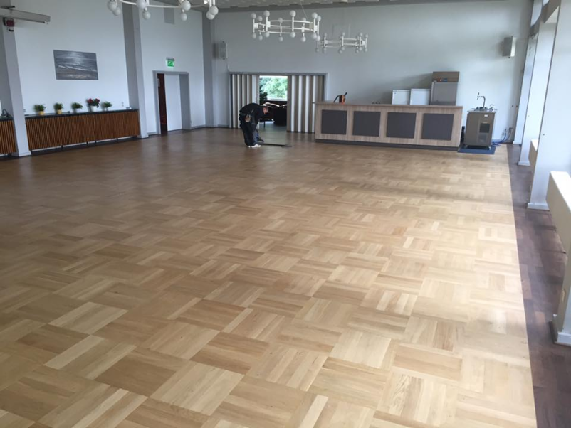 Warum Sie sich für unseren besten Parkettleger in Schleswig-Holstein entscheiden sollten?