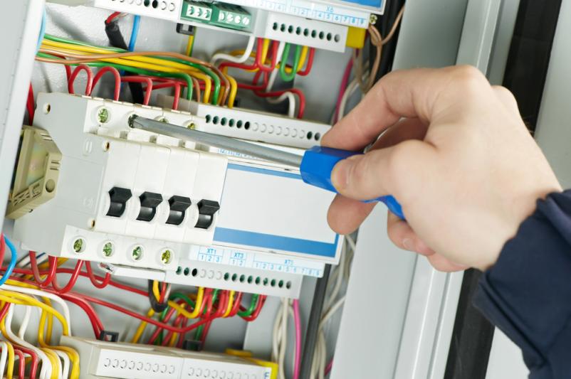 Bester Elektrotechniker Frankfurt und Umgebung