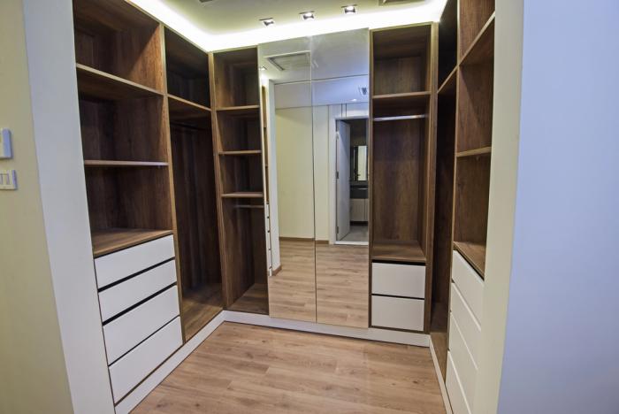  Schrank nach Maß