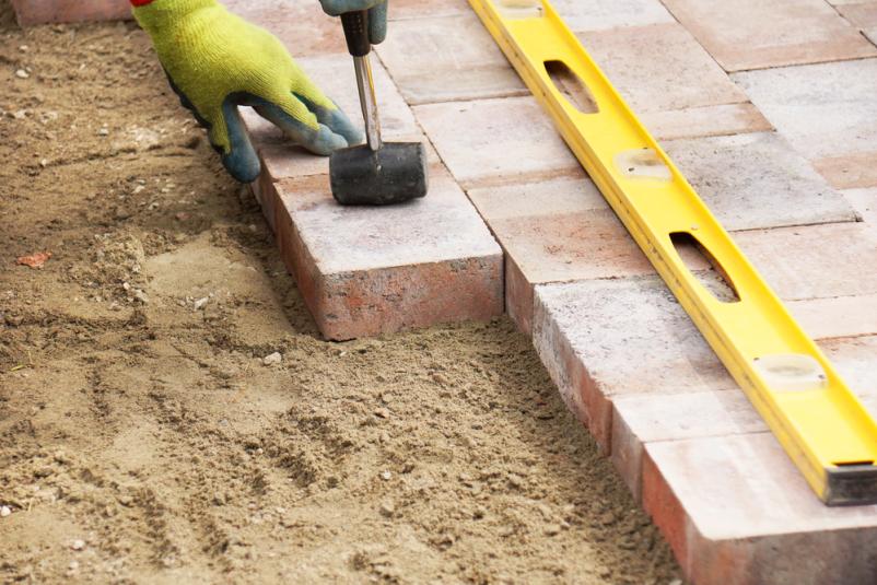 Wege, Terrassen und Beete, bestes Gartenbau mit Konzept Garten- und Landschaftsbauer in Ingolstadt