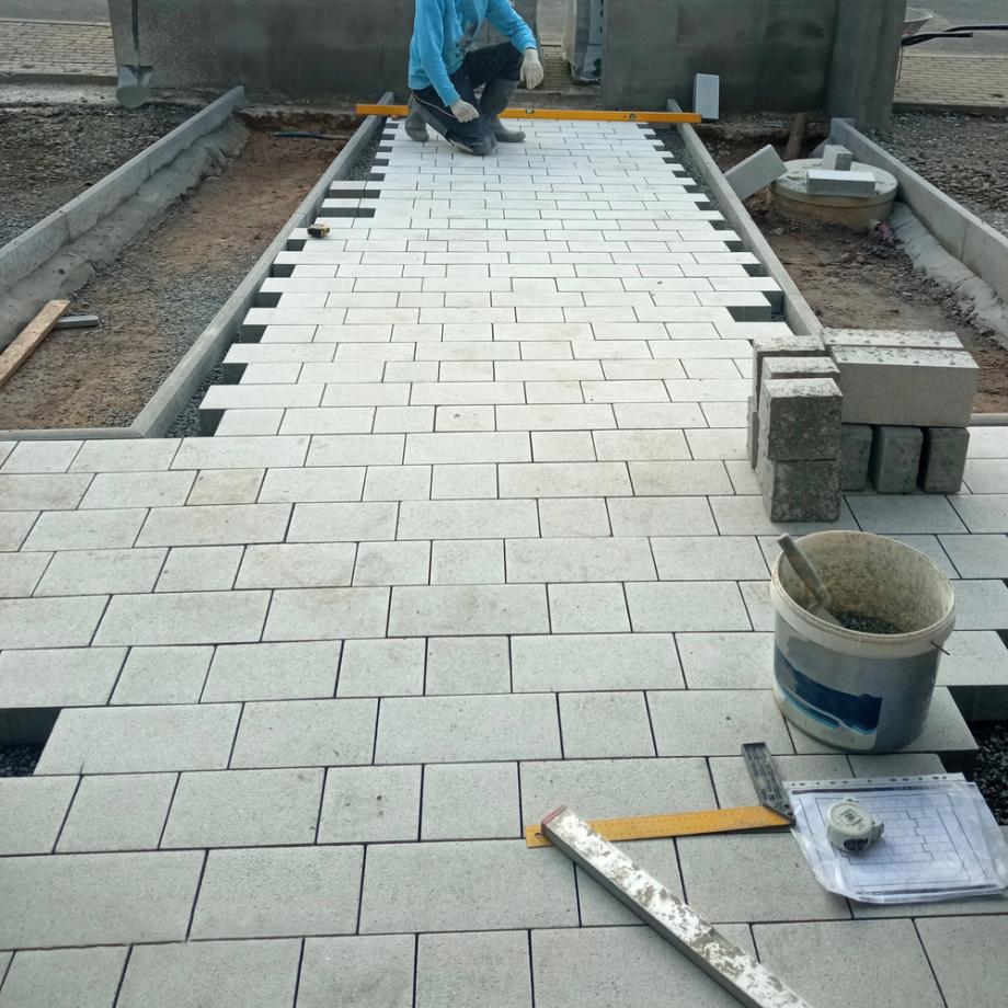 Pflasterbelag, die Kunst der langlebigen und ästhetischen Außenflächen