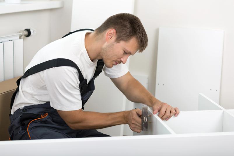 Bester Anbieter für Möbelmontagen in NRW