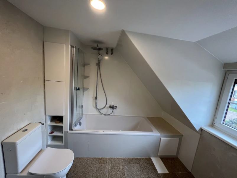 Individuelle Badgestaltung mit hochwertigen Elementen in Peine