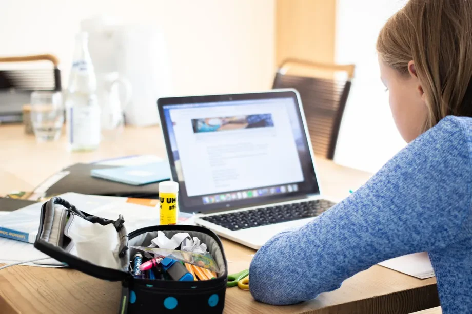 Qualität und Betreuung in online Sprachschulen