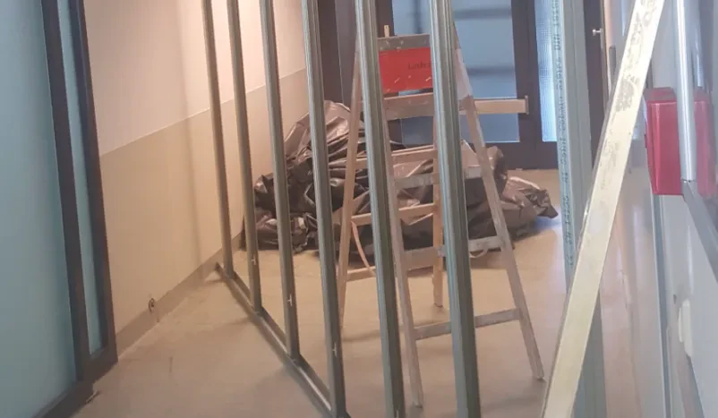 Erfahrene Baufirma für Trockenbau und Akustiklösungen in Karlsruhe