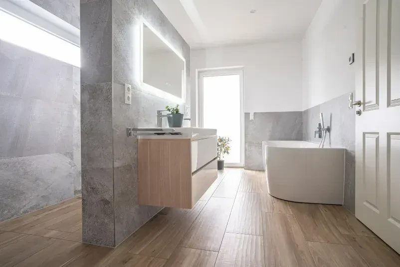 Glasfliesenverlegung in Oldenburg und Umgebung