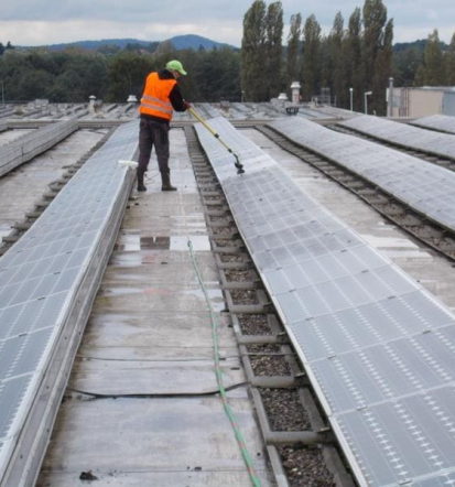 Guter Solaranlagen-Reiniger in Albersdorf