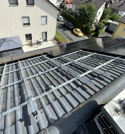 Professionelle PV-Anlageninstallation in Lauda-Königshofen