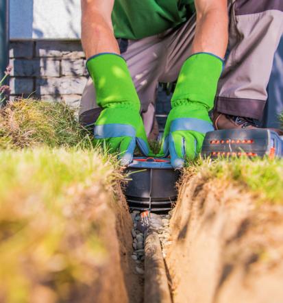 Natürlich, stilvoll, dauerhaft, Gartenpflege vom Profi in Minden