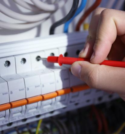 Beste Elektroinstallation für Neu- und Altbauhäuser Hamburg