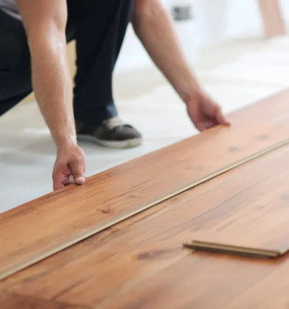 Kostengünstige Fußbodenverlegung in Haibach