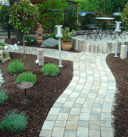 Treppen und Podeste vom besten Gartenbauer in Ludwigshafen