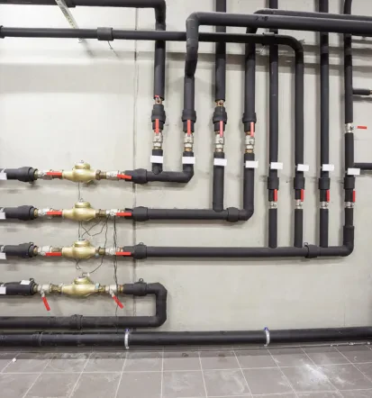 Professionelle Rohrleitungs- und Heizungsinstallation