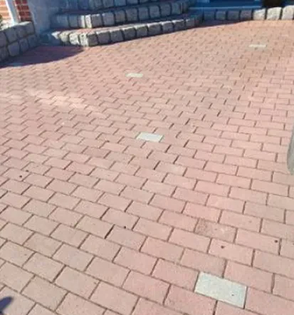 Kreativer Terrassenbau und Wegpflasterung in Müllheim