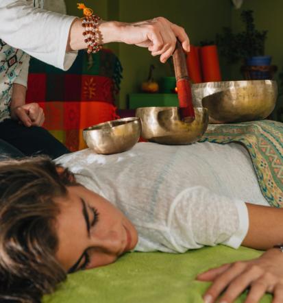 Entspannung durch Klänge von Gongs in Lübeck