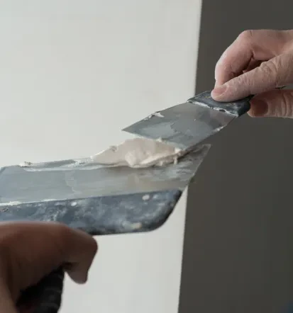 Top Innenausbau mit Spachtelarbeiten, Trockenbau, Bodenverlegung und Reinigung aus einer Hand in Rosengarten