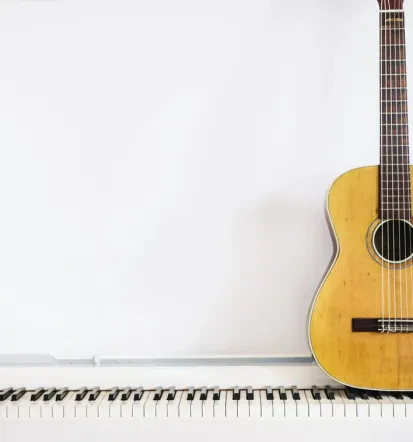 Professioneller Gitarrenunterricht zu Hause Freiburg im Breisgau