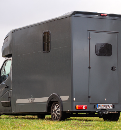 Zuverlässiger Pferdetransport vom Profi Brandenburg