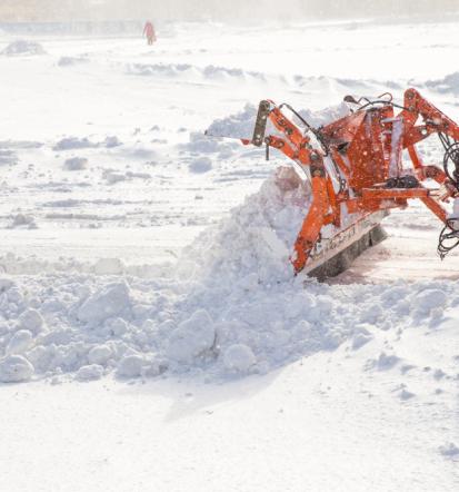 Zuverlässige Schnee- und Eisbeseitigung in Hage und Umgebung