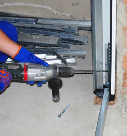 Professionelle Herstellung und Montage von Garagentoren in Stutensee und Karlsruhe