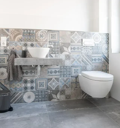 Schnelle Glasfliesenverlegung in Oldenburg und Umgebung