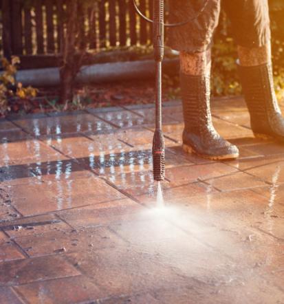 Beste Reinigung von Zufahrten, Wegen und Steinmauern in Saarbrücken, Köln und Umkreis