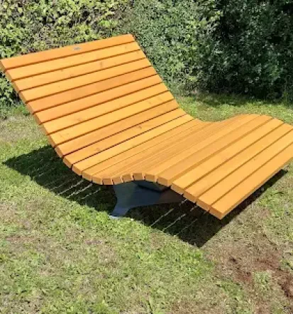 Moderne Sonnenliegen in Tauberrettersheim, deutschlandweit