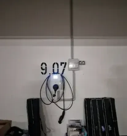 Schnelle Elektroinstallation für Industrie, Haus und Wallboxen in Mühlacker und Stuttgart