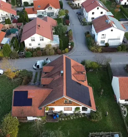 Moderne PV-Anlagen in Heldenstein