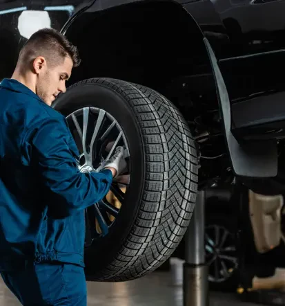 Professionelle Kfz-Reparaturarbeiten in Elchingen