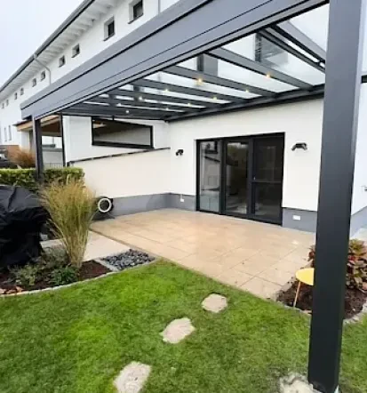 Großzügige Glas-Terrassenüberdachung in Kelsterbach