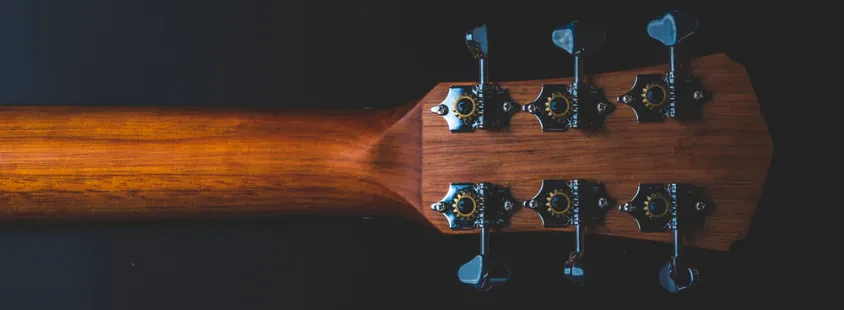 Günstiger Gitarrenunterricht zu Hause Freiburg im Breisgau