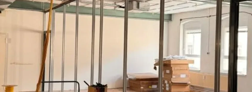Professionelle Glastrennwände für Büros in Karlsruhe