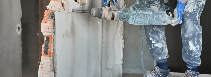 Hausmeisterservice für Abbrucharbeiten und Zaunbau in Tönisvorst und Umgebung