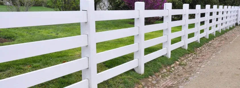 Fachgerechtes Streichen von Gartenzäunen im Landkreis Neunkirchen