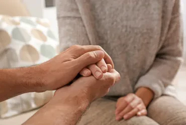Nähe neu lernen mit Paarberatung Online