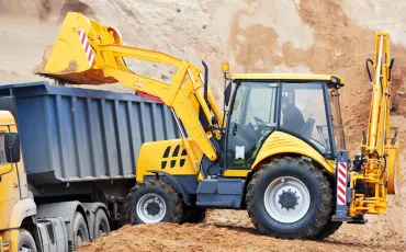 Schwere Baumaschienen, lohnt sich Mieten oder Kaufen mehr?